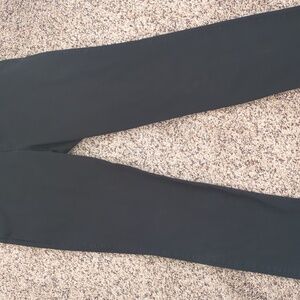 Calvin‎ Klein Chino Pants Men's Size 32 X 30. Black. Chino Pants.